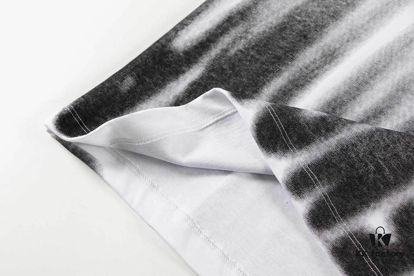 2025 New Arrival Balenciaga Short Sleeve T-Shirt