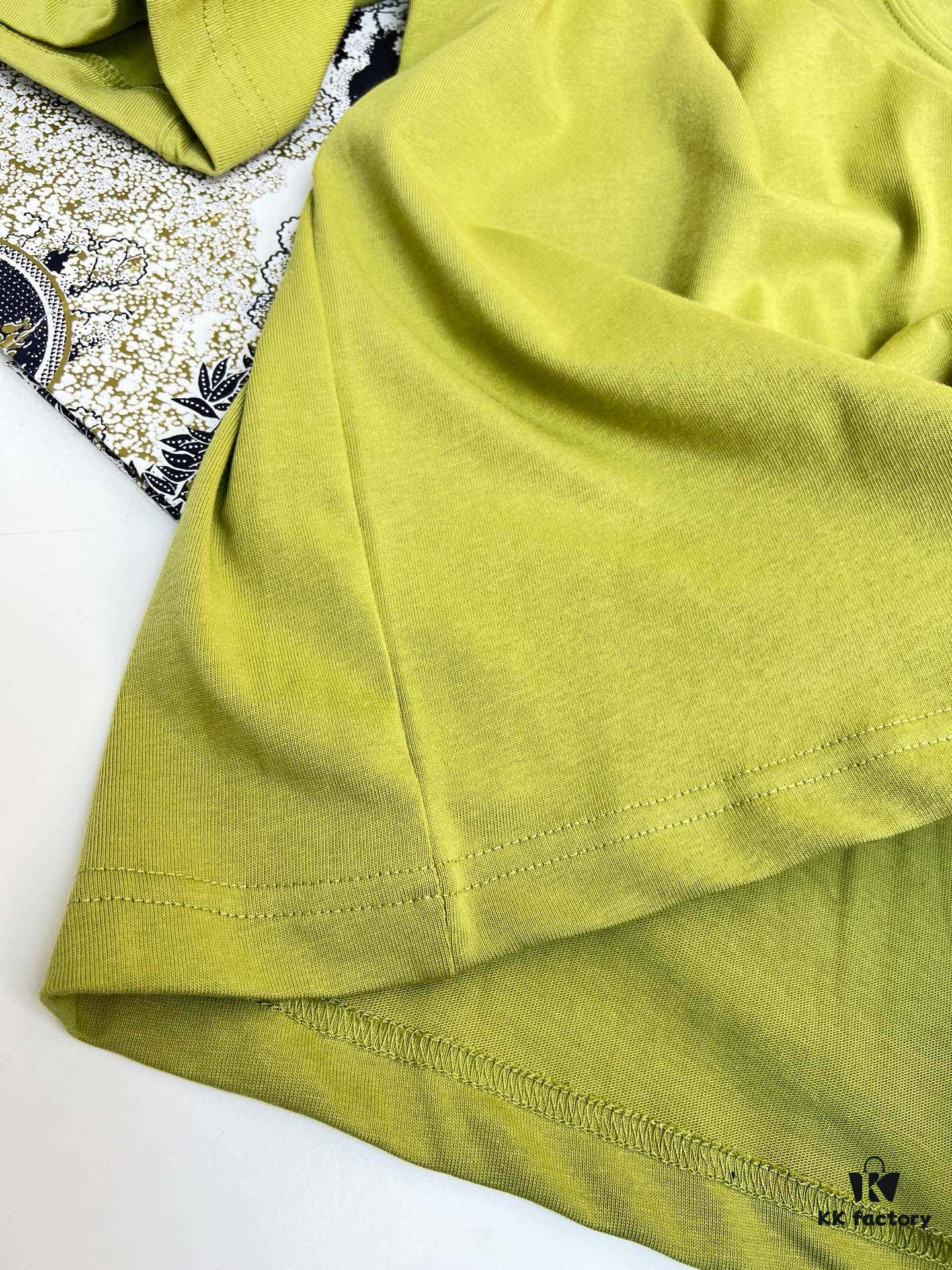 High-Quality BAL 25SS Screen-Printed Premium Craftsmanship Classic Color T-Shirt! Youthful and Vibrant Design! New Season's Featured Teddy Bear Series with Advanced Printing Technology, Made from 280g Pure Cotton Fabric – Soft, Comfortable, and Perfectly Matched with Jeans, Chinos, or Shorts for Spring and Summer