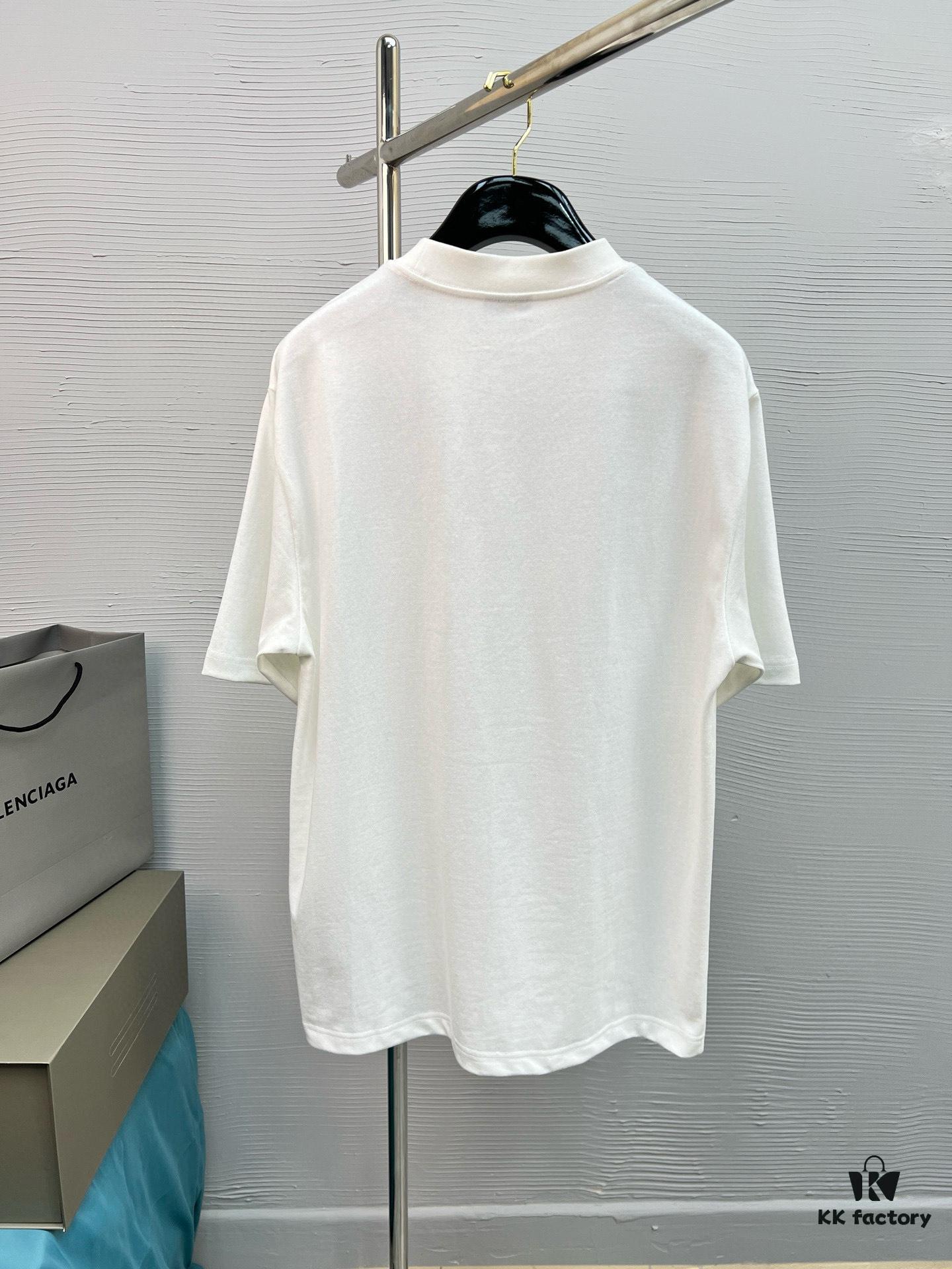 High-Quality BAL 25SS Screen-Printed Premium Craftsmanship Classic Color T-Shirt! Youthful and Vibrant Design, Fresh Take on the New Season's Bear Series. Made with Top-Grade Printing Techniques and 280g Pure Cotton Fabric for Superior Softness and Comfort. Perfect Match with Jeans, Chinos, or Shorts for Spring and Summer.