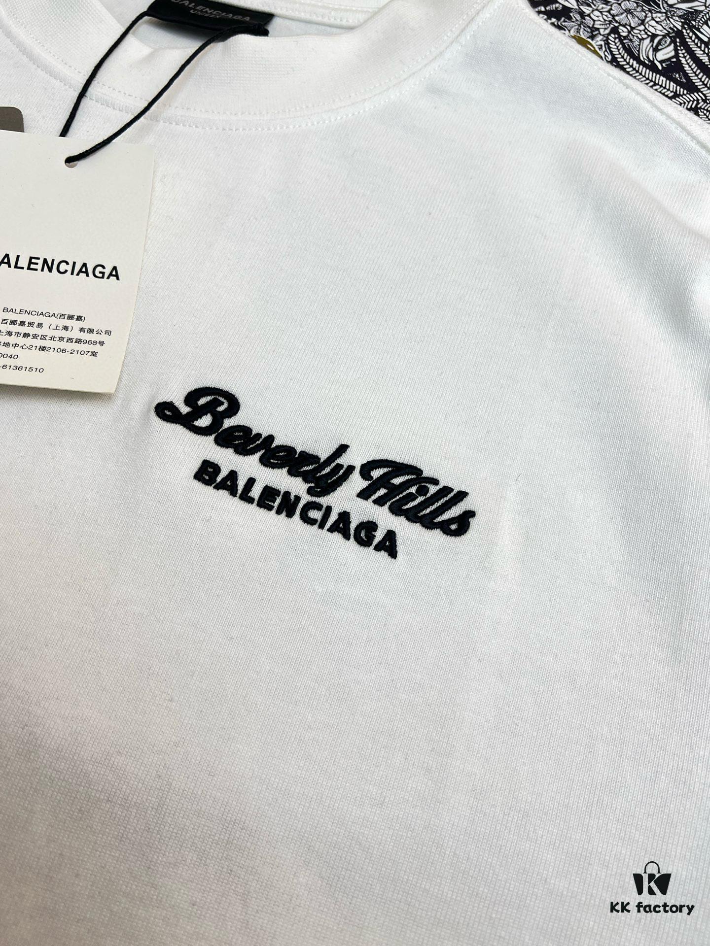 High-Quality BAL 25SS Screen-Printed Premium Craftsmanship Classic Color T-Shirt! Youthful and Vibrant Design, Fresh Take on the New Season's Bear Series. Made with Top-Grade Printing Techniques and 280g Pure Cotton Fabric for Superior Softness and Comfort. Perfect Match with Jeans, Chinos, or Shorts for Spring and Summer.