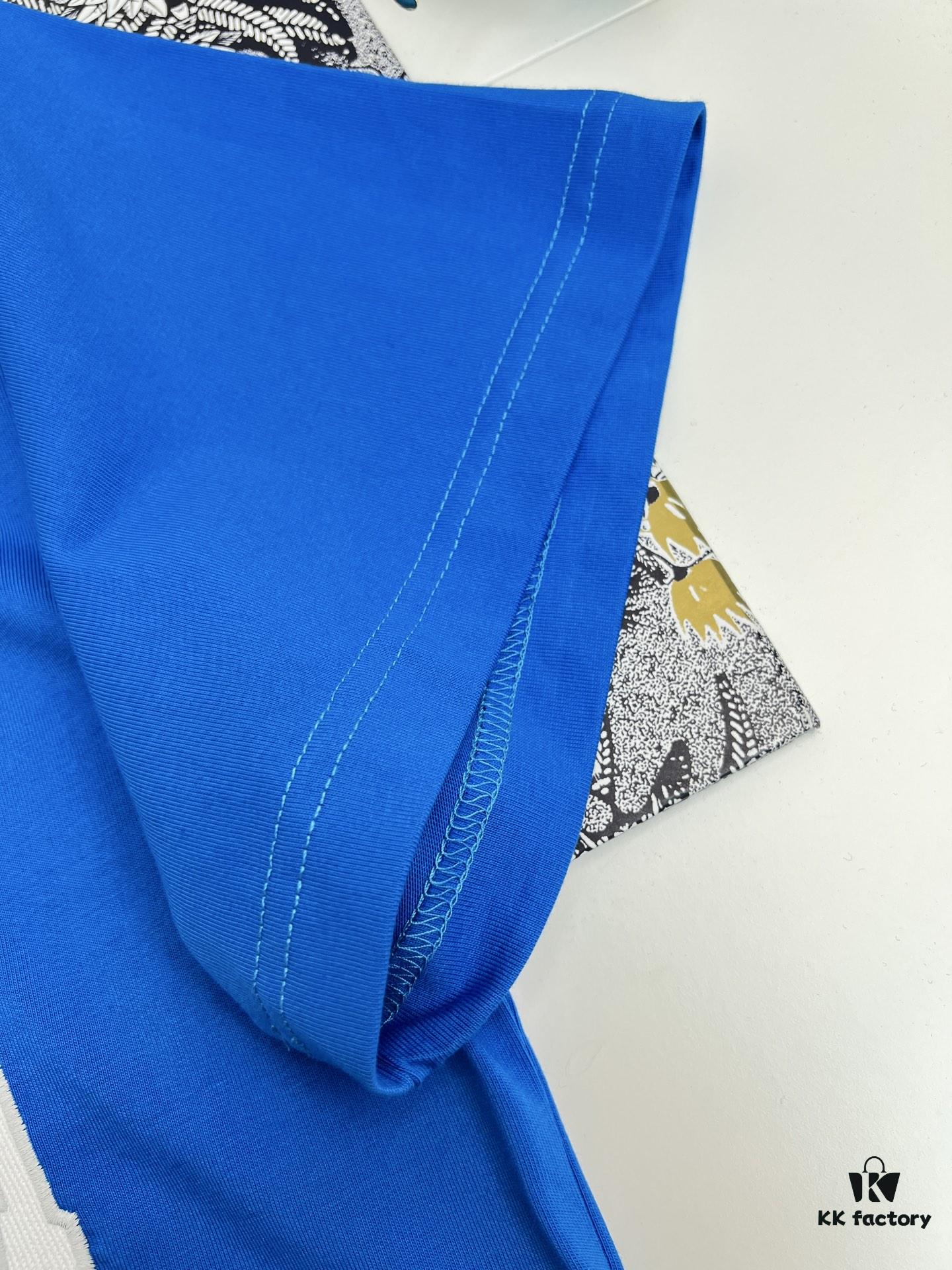 High-Quality BAL 25SS Classic Color T-Shirt!! Fresh and vibrant design full of youthful energy! The new season's featured Bear series, crafted with premium-grade printing techniques for strong three-dimensional color transitions. Made from selected 280g pure cotton fabric—soft, comfortable, and perfect for spring and summer. Pairs effortlessly with jeans, chinos, or shorts, a must-have versatile hit!