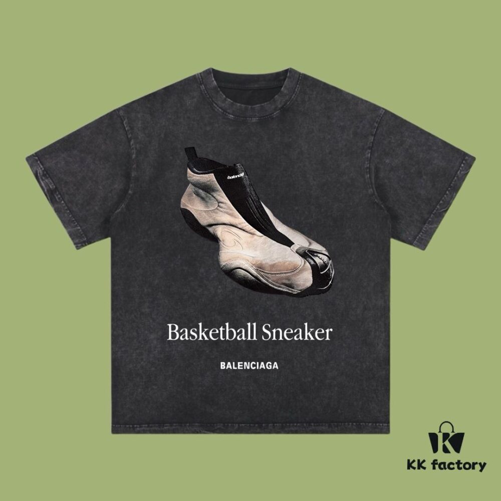 High-End Quality Balenciaga 2025 Fall Spring/Summer Collection T-Shirt Featuring Imported Kangwo Digital Direct-to-Garment Printing, Premium 26-Single 100% Cotton Yarn, Pre-Washed 300G Garment-Dyed and Stone-Washed for a Snowflake Finish, OS Loose Fit Unisex Design