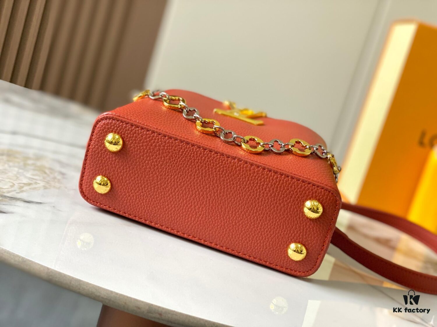 Top Quality Original Guangzhou Goods 🇫🇷 M12935 Capucines Mini Bag from the Capucines Chain On You Collection