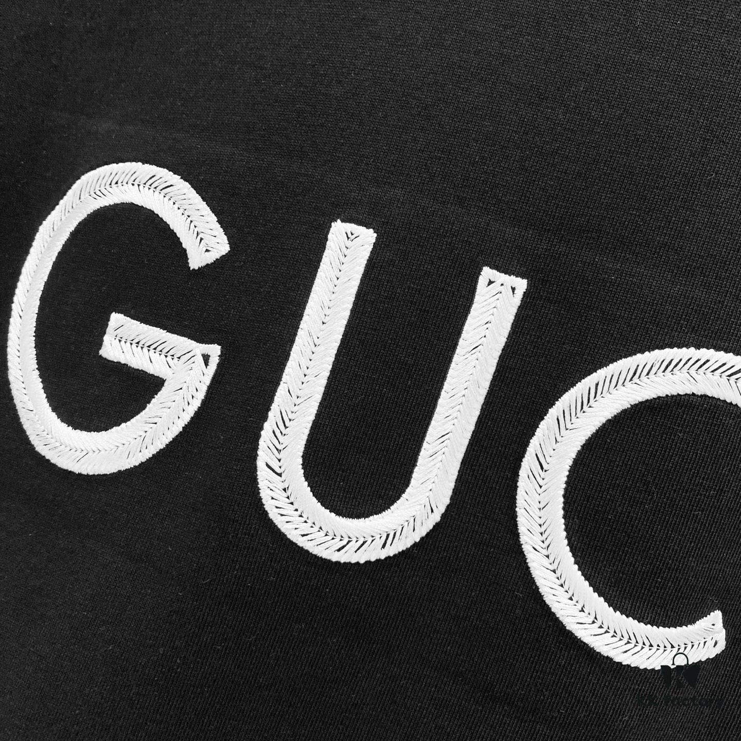 GUCCI Crew Neck Short Sleeve T-Shirt 320g with Embroidered Double G Logo