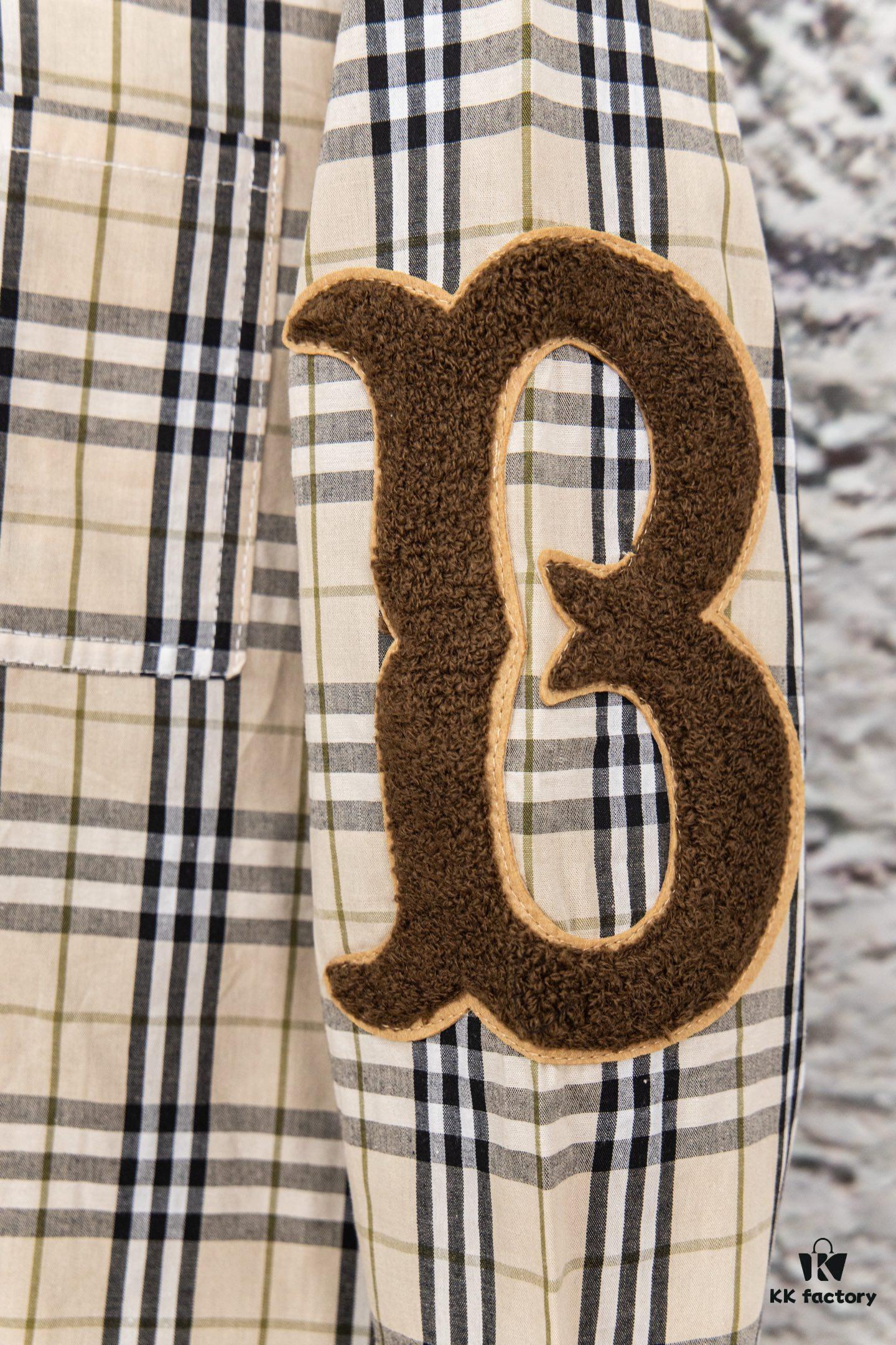 Burberry Letter Plaid Cotton Poplin Shirt, 100% Pure Cotton, Original Quality, Custom Buttons, Chest Patch Pocket, Terry Cloth Appliqué on Sleeves, All-Over Pattern Matching, Unisex Design