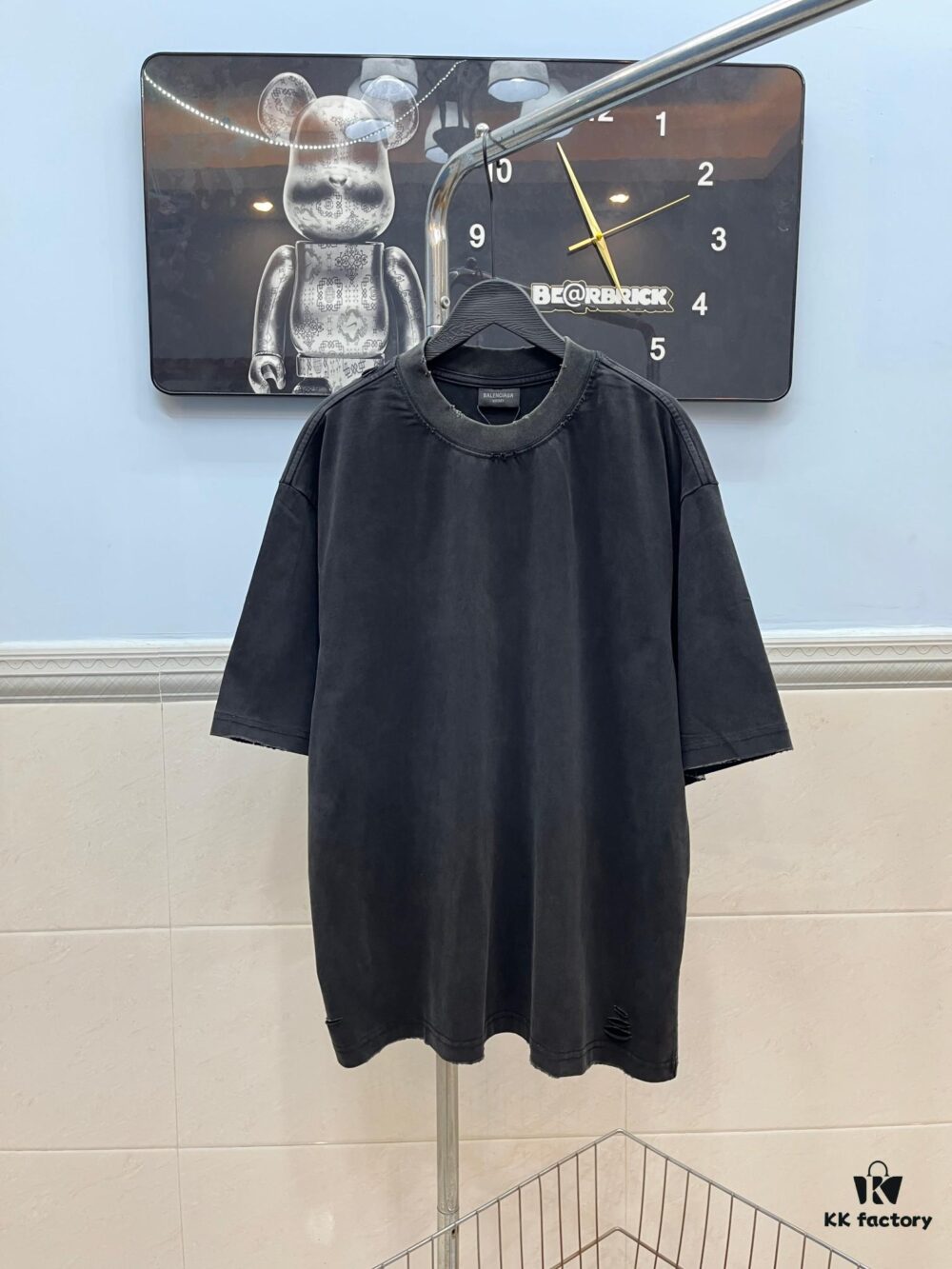 BALENCIAGA 2025SS New Arrival Letter Tape Print Distressed Washed Hole Unisex Cotton Loose Short Sleeve T-Shirt