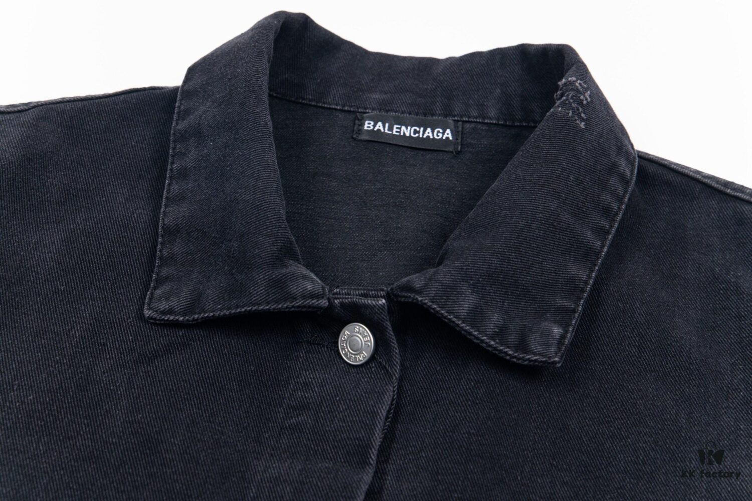 Balenciaga 2024 Fall/Winter New Loose Oversized Denim Jacket with Eiffel Tower Design