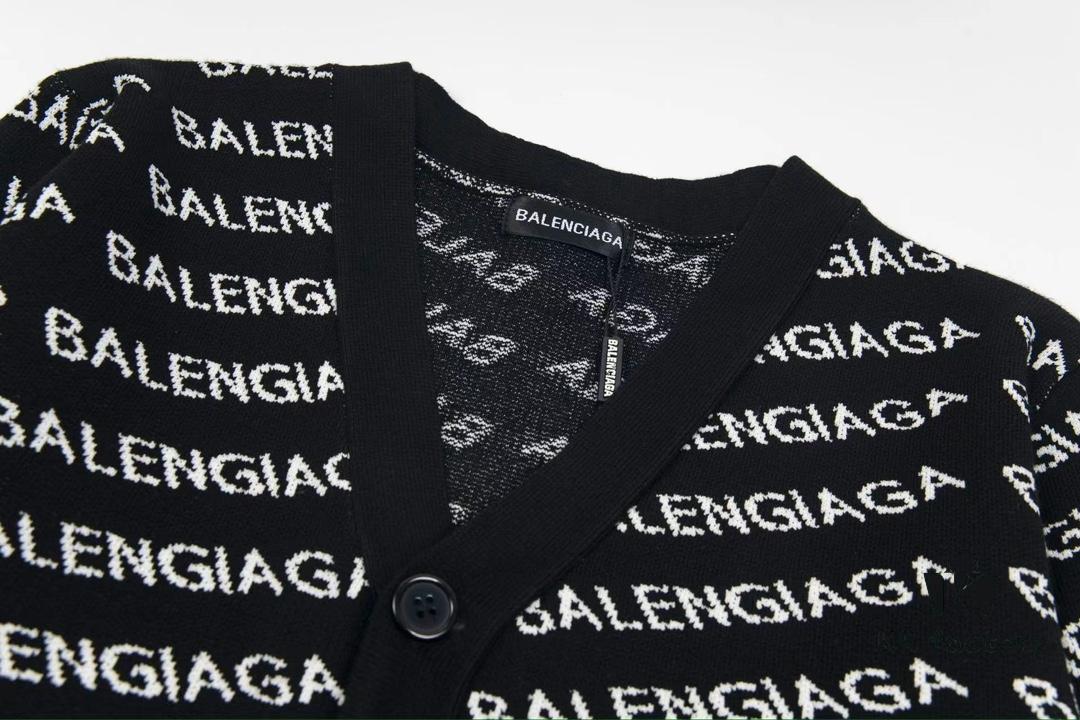 Paris Printed Knit Message Cardigan Unisex - High-Quality Wool Blend Oversized Fit