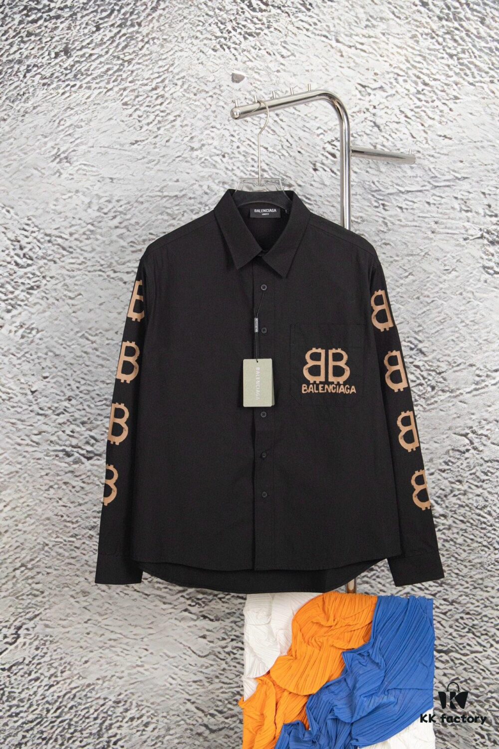 New Arrival Balenciaga BLCG 24SS Double-B Orange Graffiti Dual-Arm Print Logo Long-Sleeve Shirt