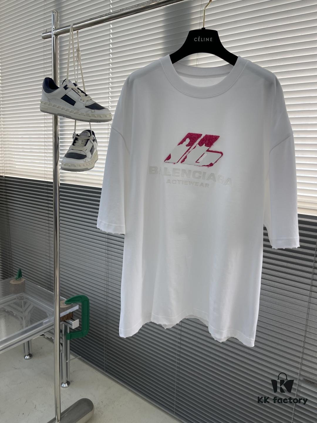 BALENCIAGA 25 Spring/Summer New Arrival Oversized Short Sleeve T-Shirt, Made from Custom 340g High GSM Cotton Fabric with Heavy Rust-Effect Woven Rubber Print on Chest, Distressed Raw Trims at Cuffs and Hem