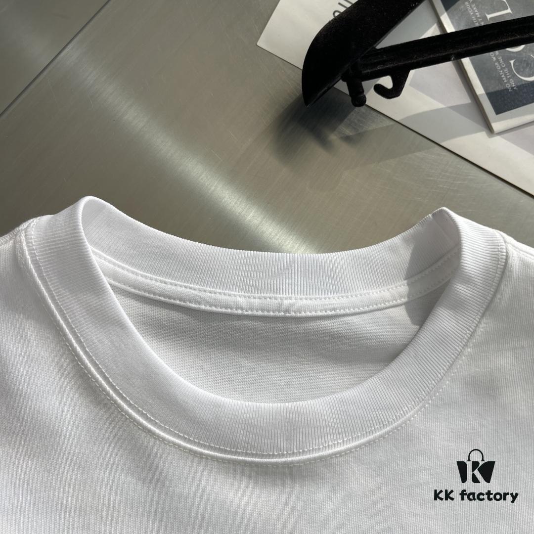 BALENCIAGA 25 Spring/Summer New Arrival Oversized Short Sleeve T-Shirt, Made from Custom 340g High GSM Cotton Fabric with Heavy Rust-Effect Woven Rubber Print on Chest, Distressed Raw Trims at Cuffs and Hem