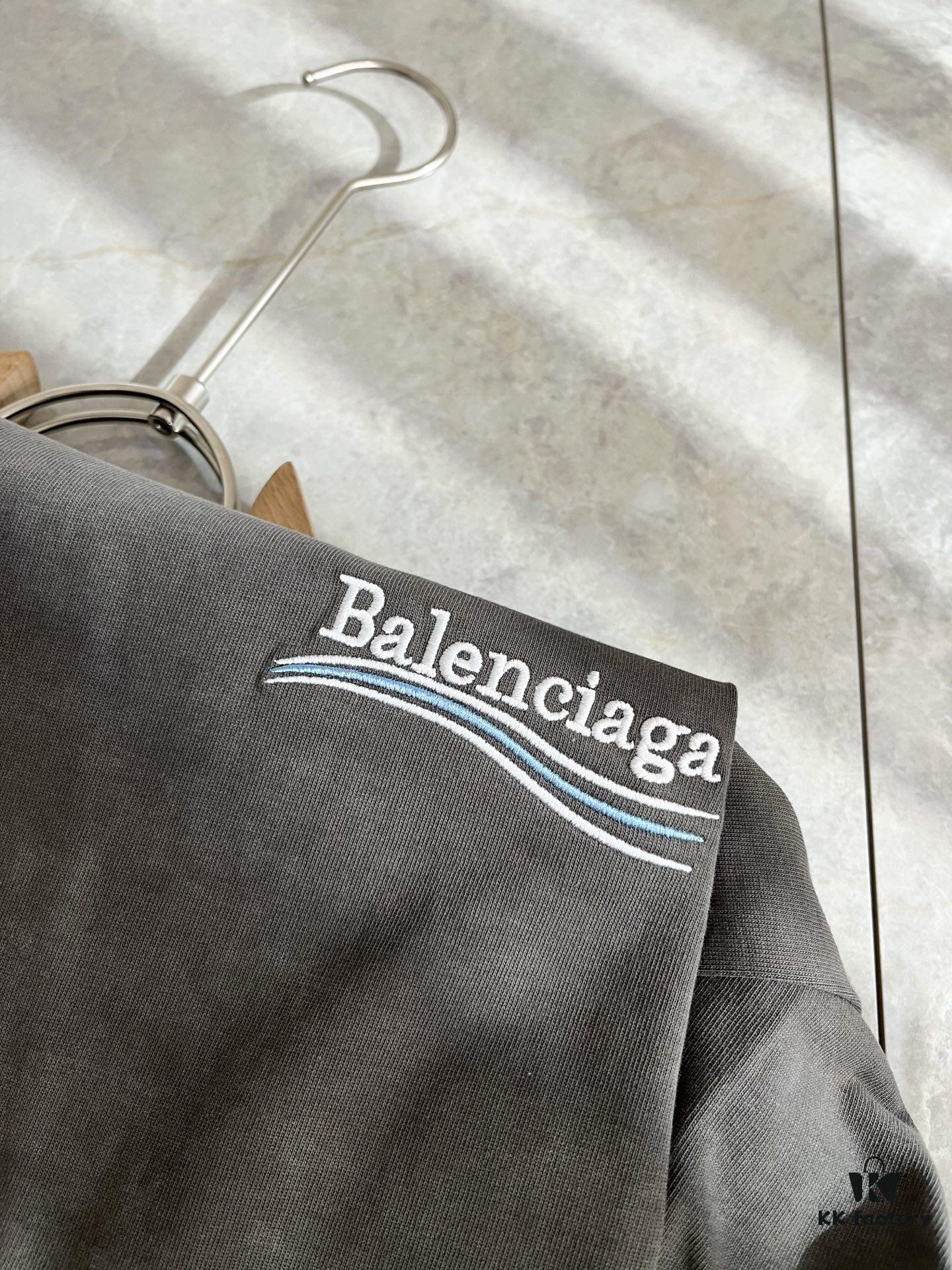 BALENCI*GA 2025 Spring/Summer New Unisex 👫 Short Sleeve T-Shirt with Runway Print and Embroidered Logo – Fashionable Casual Tee in Premium 260g Cotton