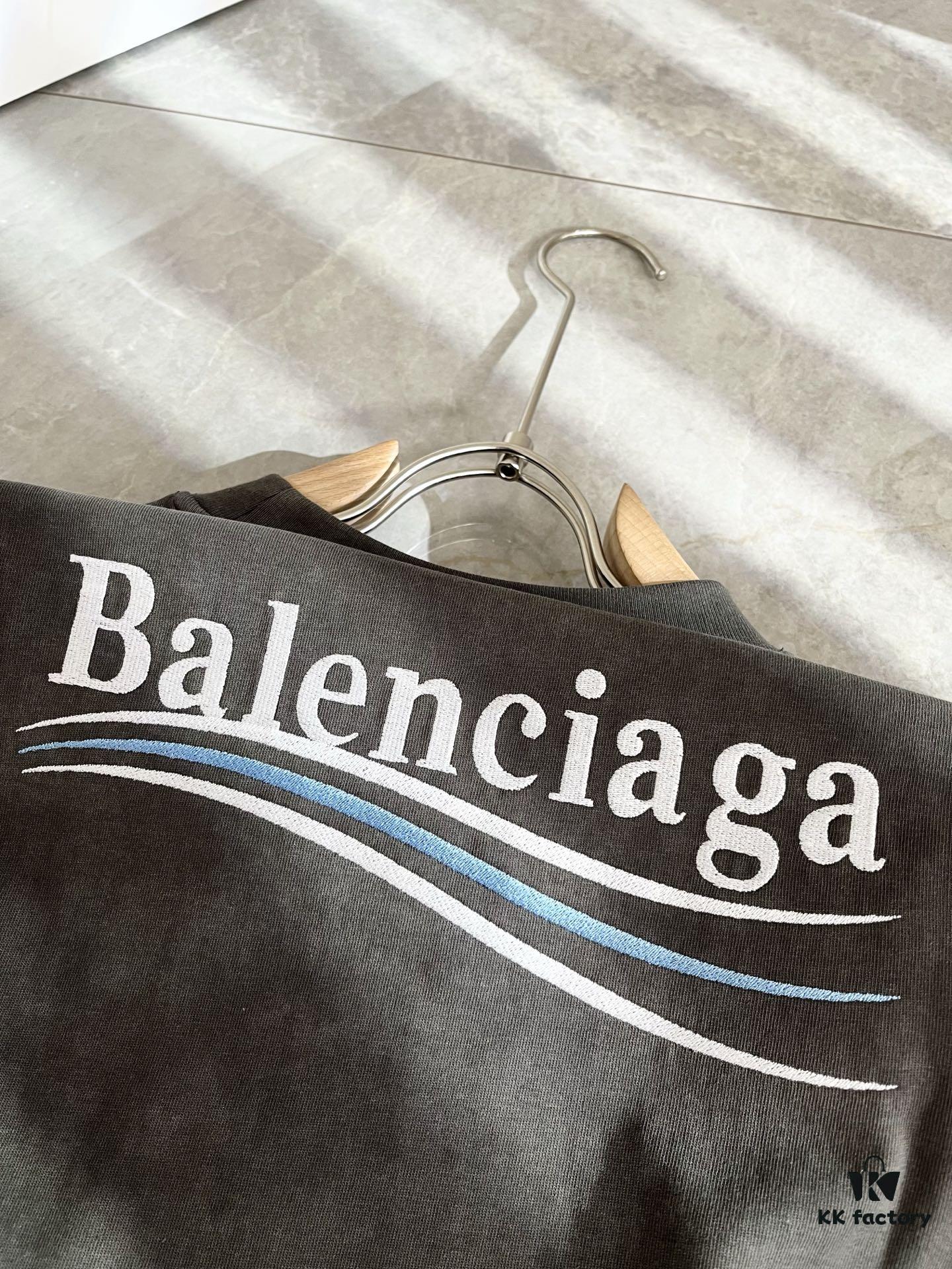 BALENCI*GA 2025 Spring/Summer New Unisex 👫 Short Sleeve T-Shirt with Runway Print and Embroidered Logo – Fashionable Casual Tee in Premium 260g Cotton