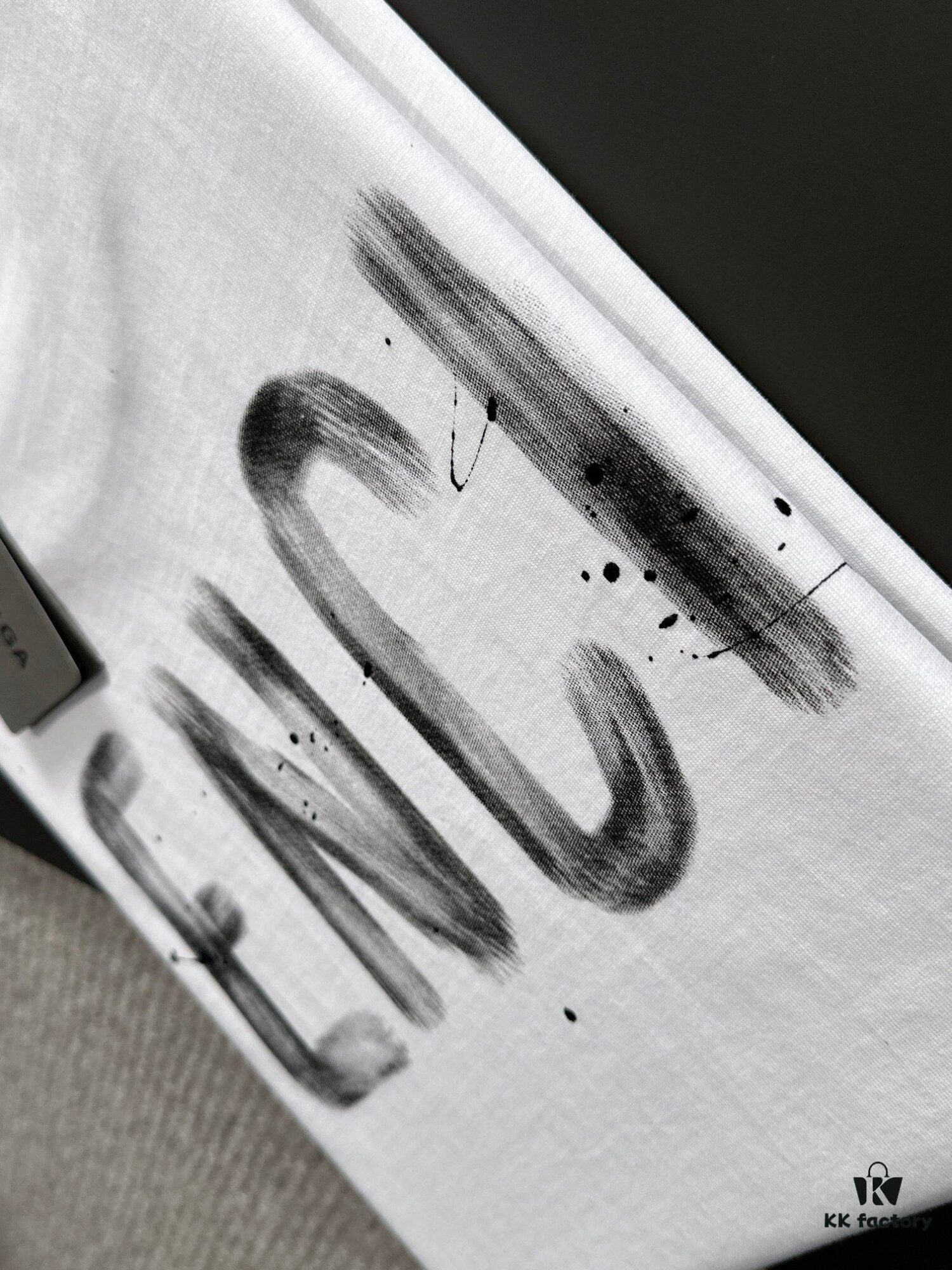 Balenciaga 2025 Spring and Summer New Arrival - High-Quality Cotton T-Shirt with Classic Double B Hand-Painted Style Print