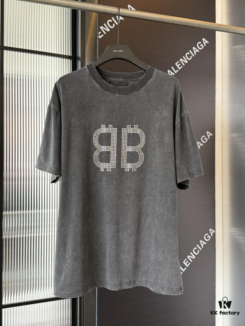 Balenciaga BB Logo Rhinestone Letter Distressed Washed T-Shirt, Premium Version (Different from Standard Stock), 250g Fabric, Multi-Tear and Ripped Wash Treatment, High-Brightness Imported Australian Rhinestones, Heat-Pressed for Durability, Loose Fit Unisex Short Sleeve Tee