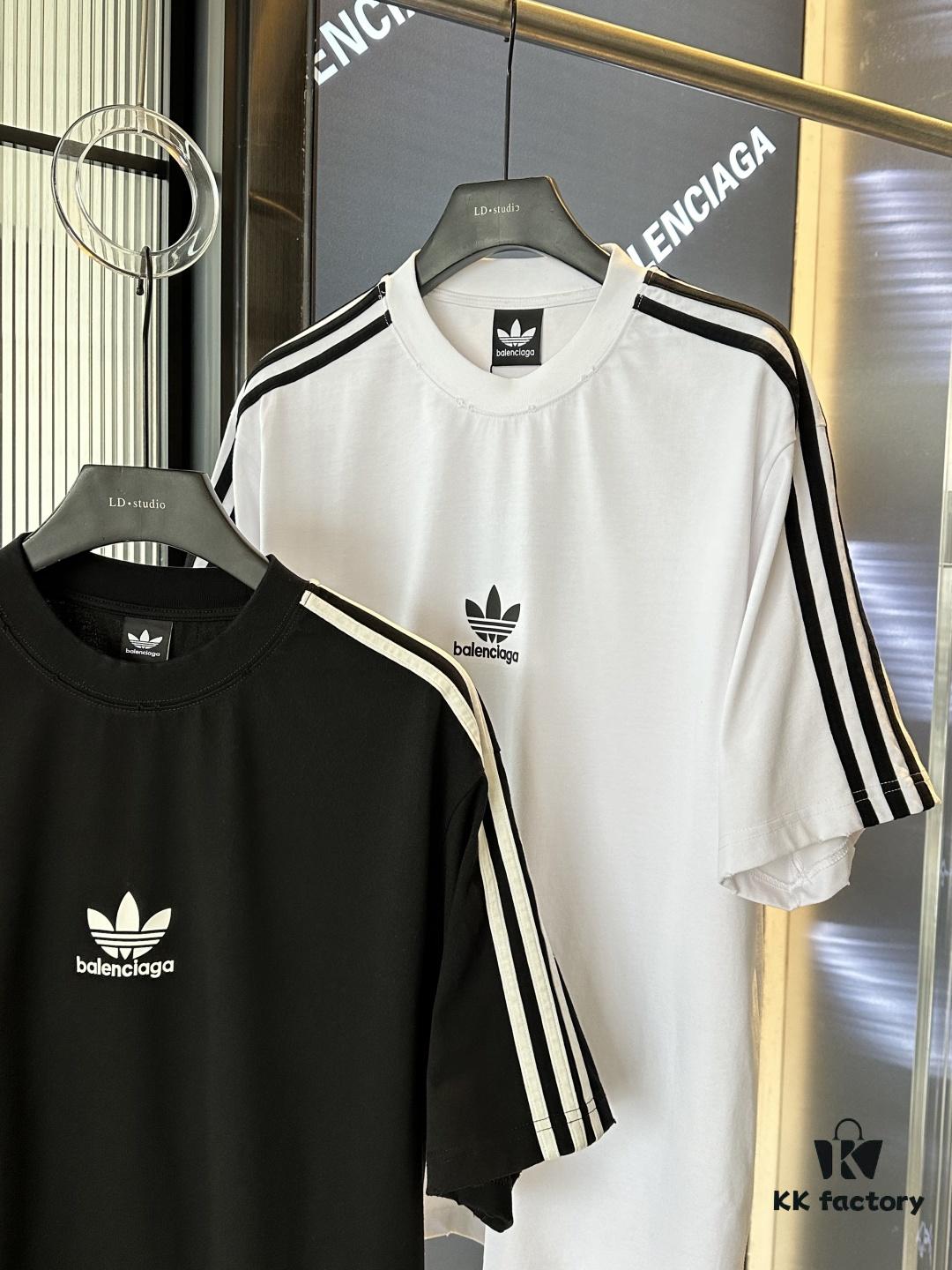 Balenciaga x Three Leaves Collaboration Logo Embellished Heavyweight T-Shirt (Top Version, Distinguished from Standard Stock)