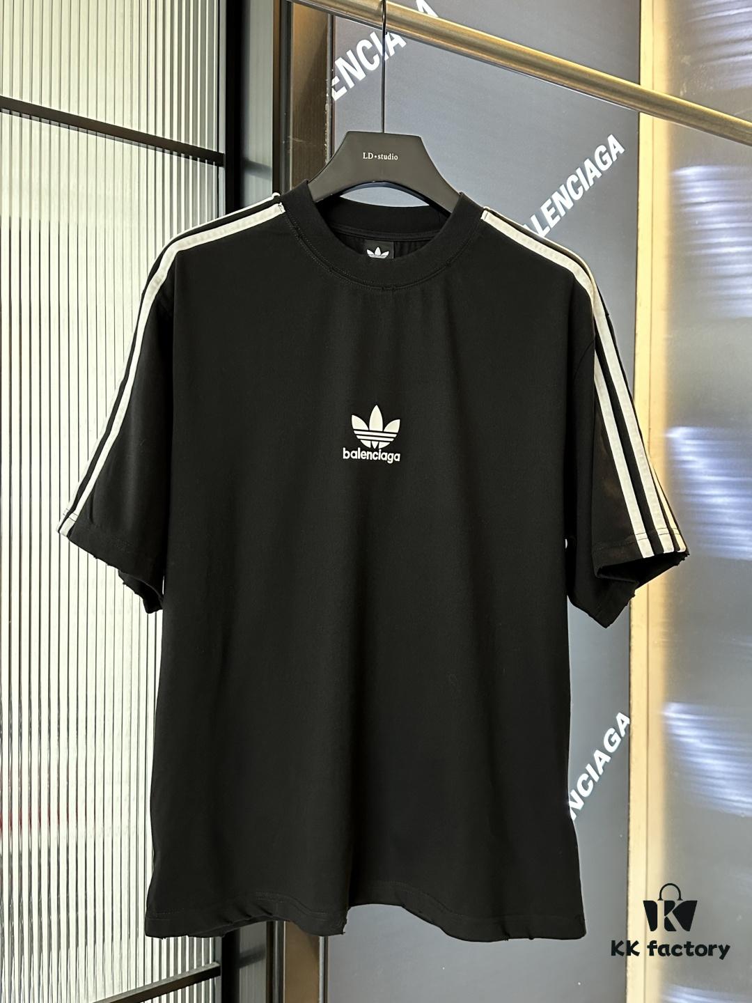 Balenciaga x Three Leaves Collaboration Logo Embellished Heavyweight T-Shirt (Top Version, Distinguished from Standard Stock)