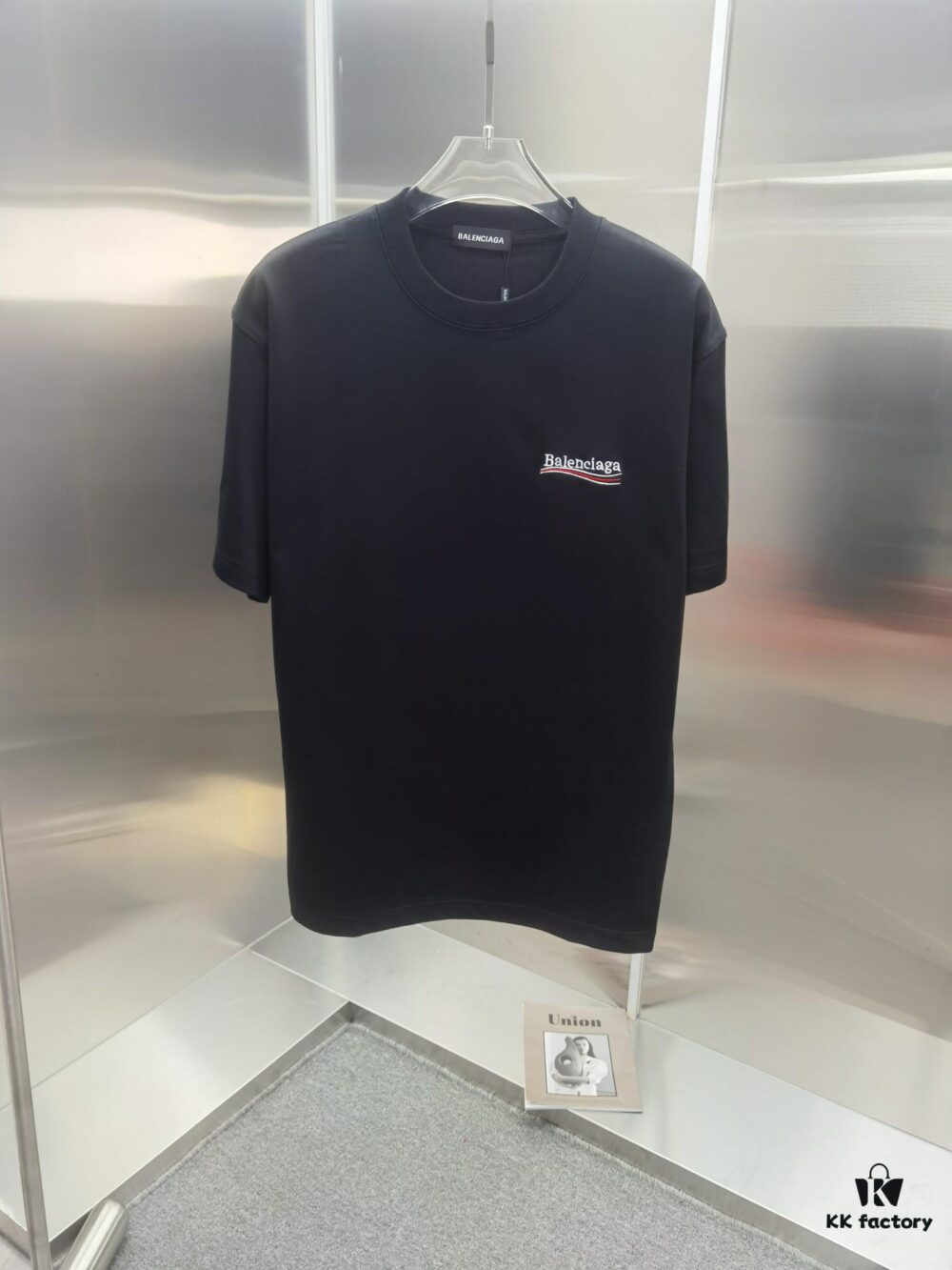 Paris BLCG (Top-tier Embroidered Version, Distinct from Standard Stock) Short Sleeve T-Shirt