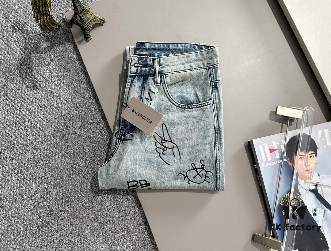 Paris 2025 All-Season Loose Fit Straight-Leg Jeans – Ultimate Trendy Fashion Staple