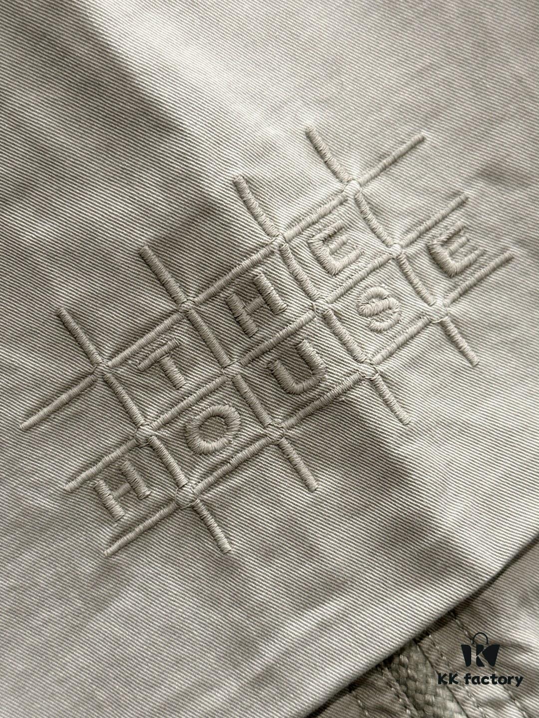 Balenciaga 2025 Spring/Summer New Elastic Waist Casual Pants, Lightweight Custom Counter Fabric, Highly Breathable and Comfortable, Exquisite Details, Brand Design Concept Reflecting High Quality, Soft and Smooth Touch