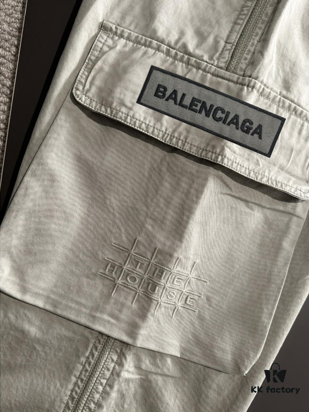 Balenciaga 2025 Spring/Summer New Elastic Waist Casual Pants, Lightweight Custom Counter Fabric, Highly Breathable and Comfortable, Exquisite Details, Brand Design Concept Reflecting High Quality, Soft and Smooth Touch