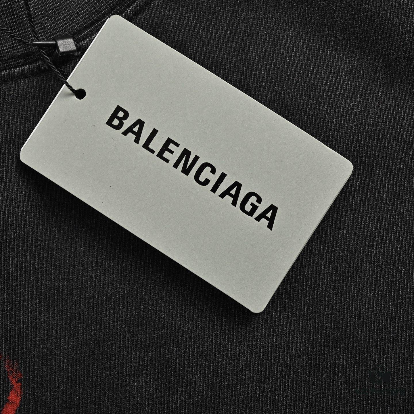 Balenciaga Valentine's Limited Edition Graffiti Heart Short-Sleeve T-Shirt