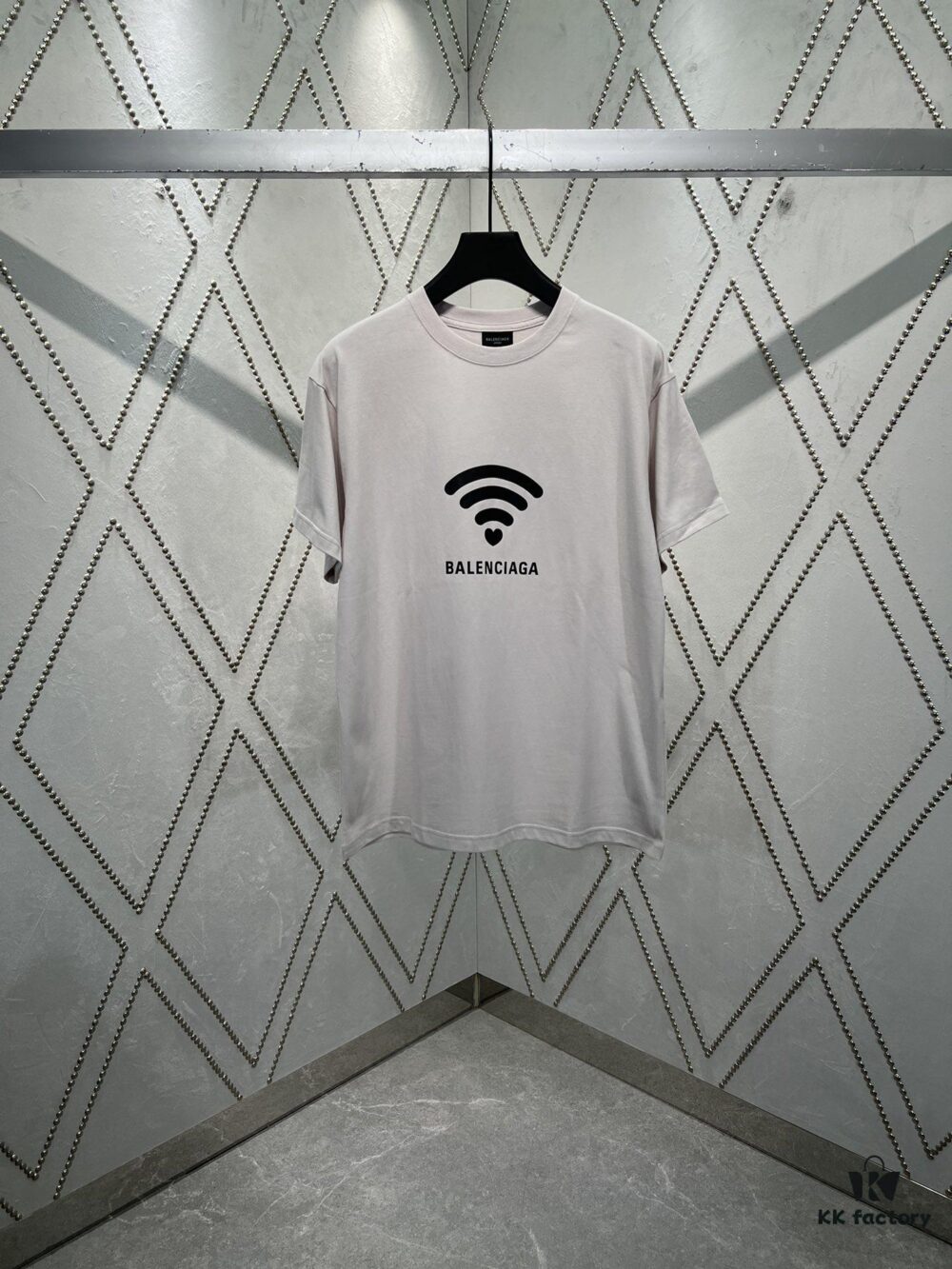 Balenciaga 24SS Summer New Love WiFi Letter Print T-Shirt Unisex