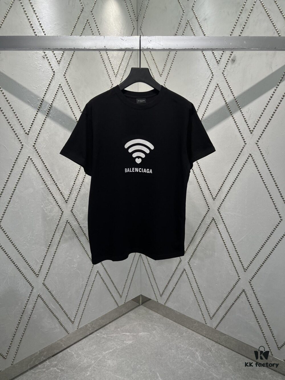 Balenciaga 24SS Summer New Arrival Love WiFi Letter Print T-Shirt Unisex