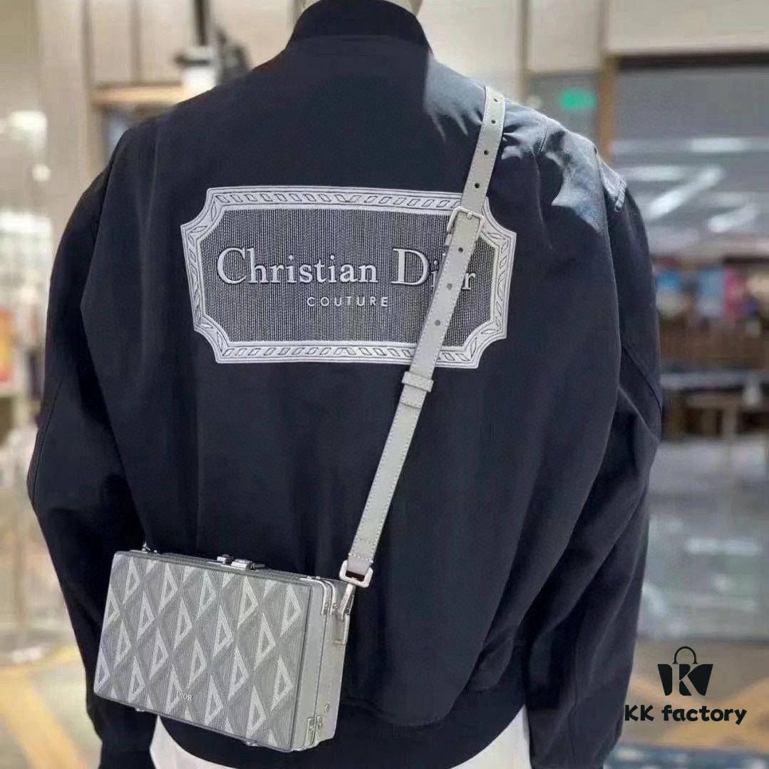 DIOR 2023SS Embroidered Back Pilot Jacket - Crafted from Textured Cotton Blend with Contrast Christian Dior Couture Back Embroidery and Tonal Dior Front Logo, Ribbed Collar, Cuffs and Hem, Unisex Design