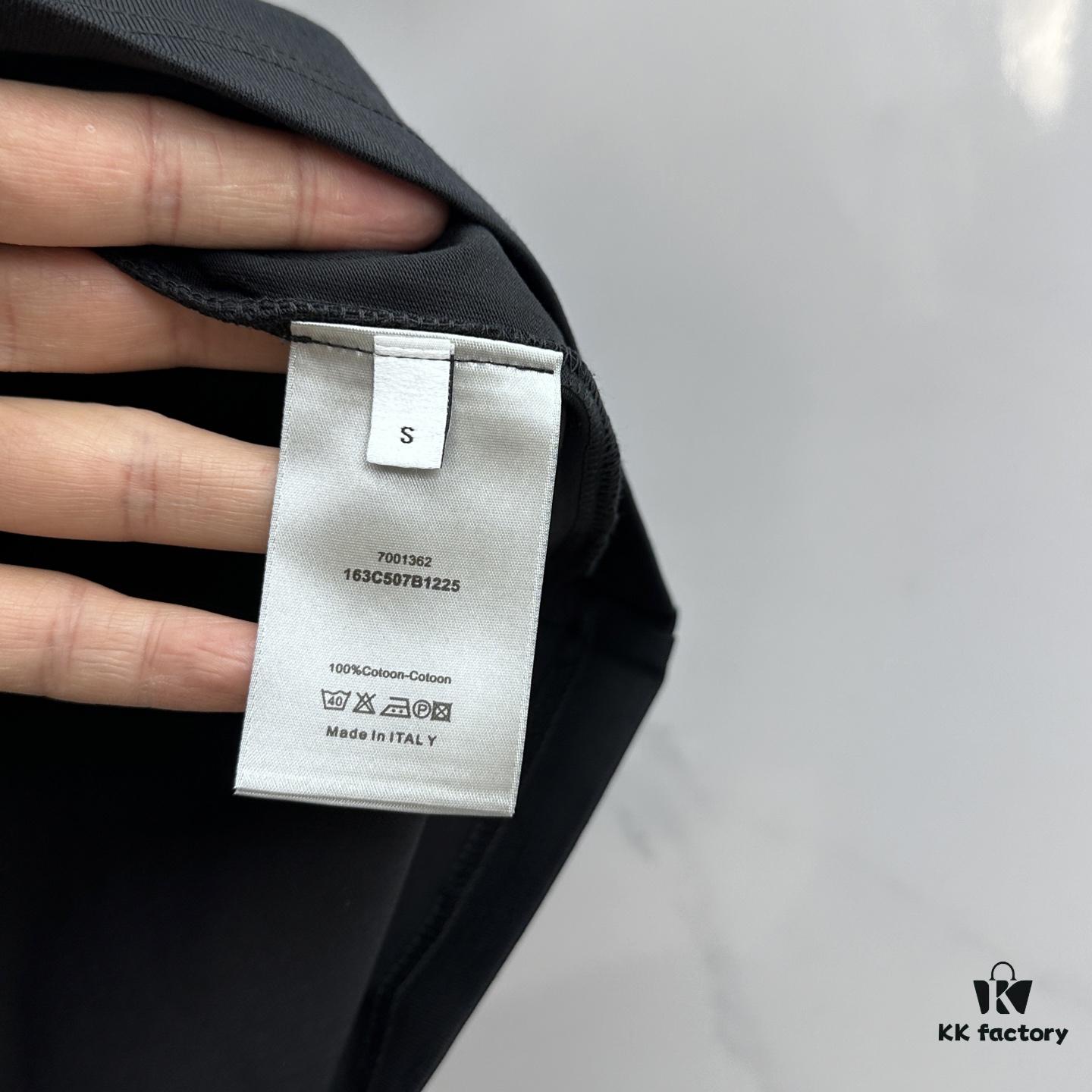 Christian Dior Dior 2025 FW Spring/Summer New Arrival Round Neck T-Shirt for Layering or Outerwear, 3D Logo Slightly Oversized Short-Sleeve 260g Active Cotton Tee