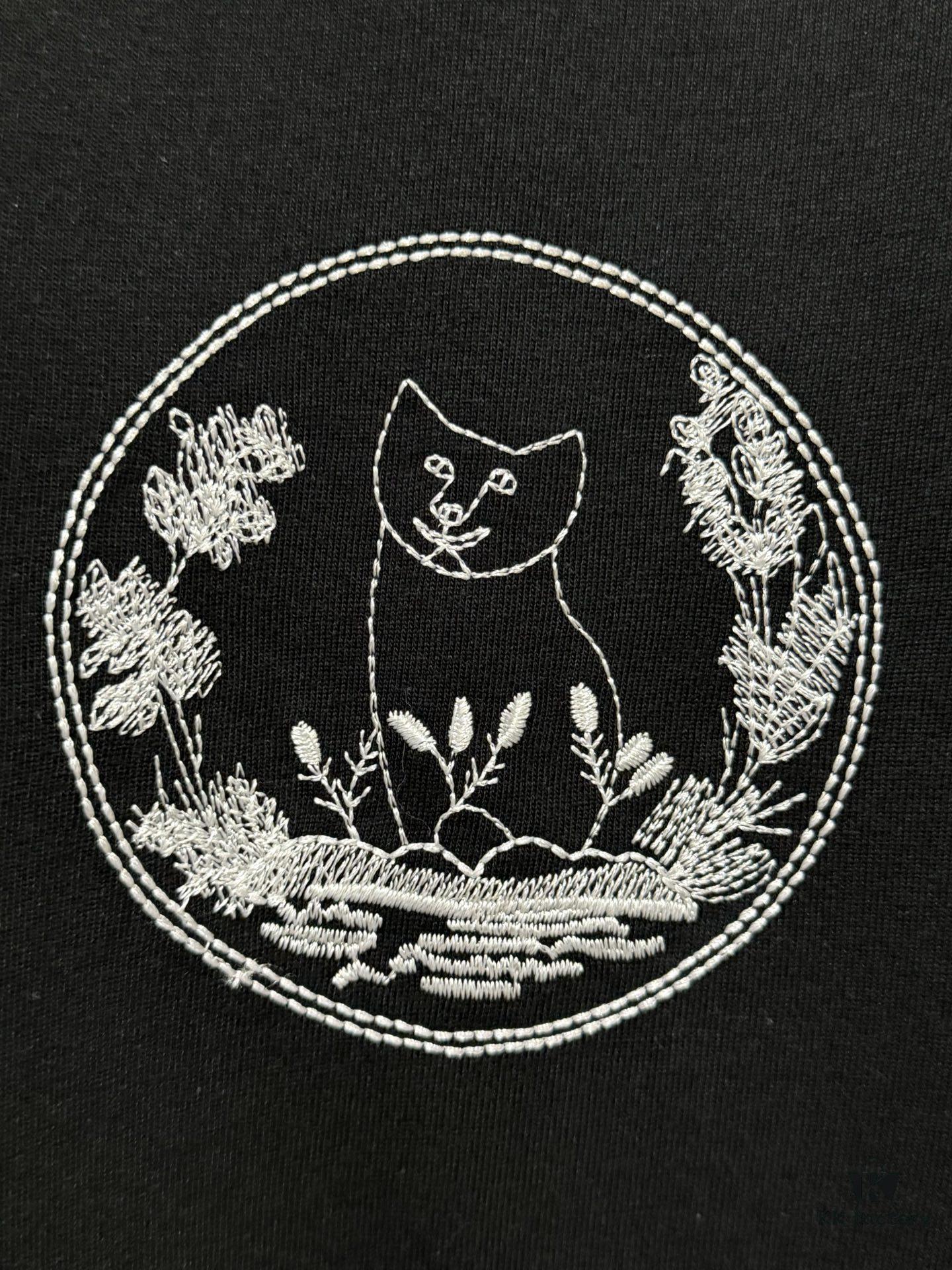 Dior Collaborative Embroidered Cat Short Sleeve T-Shirt in Premium Washed Cotton