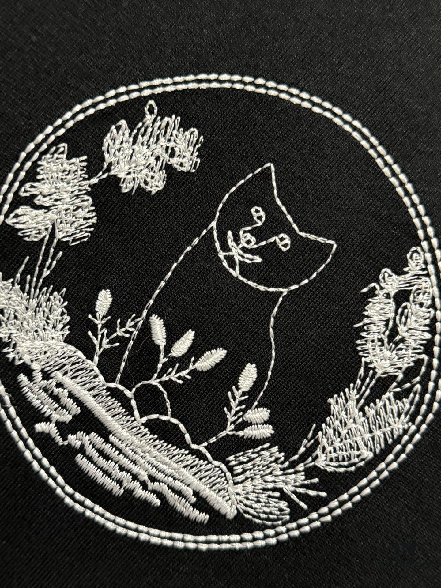 Dior Collaborative Embroidered Cat Short Sleeve T-Shirt in Premium Washed Cotton