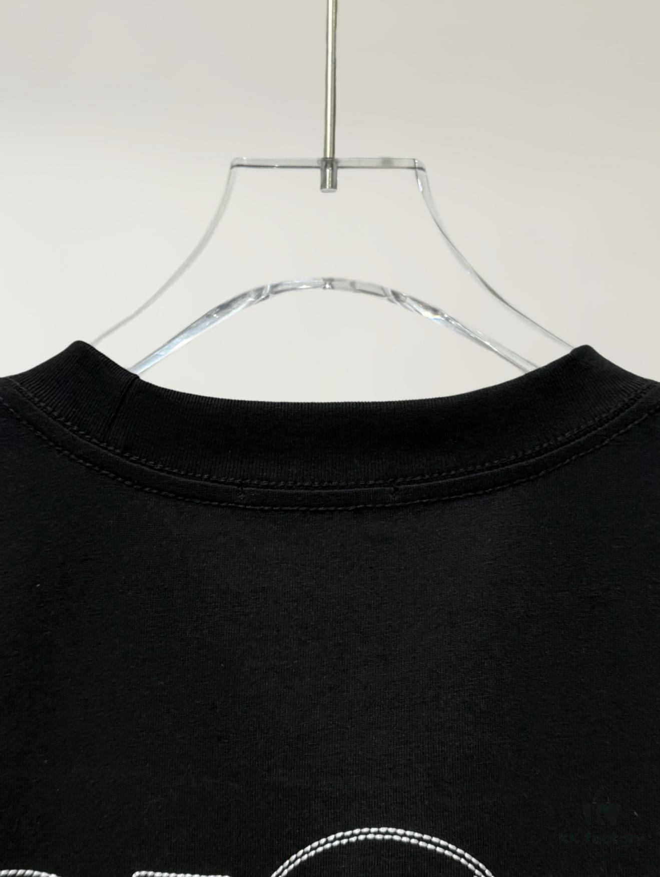 Dior Collaborative Embroidered Cat Short Sleeve T-Shirt in Premium Washed Cotton