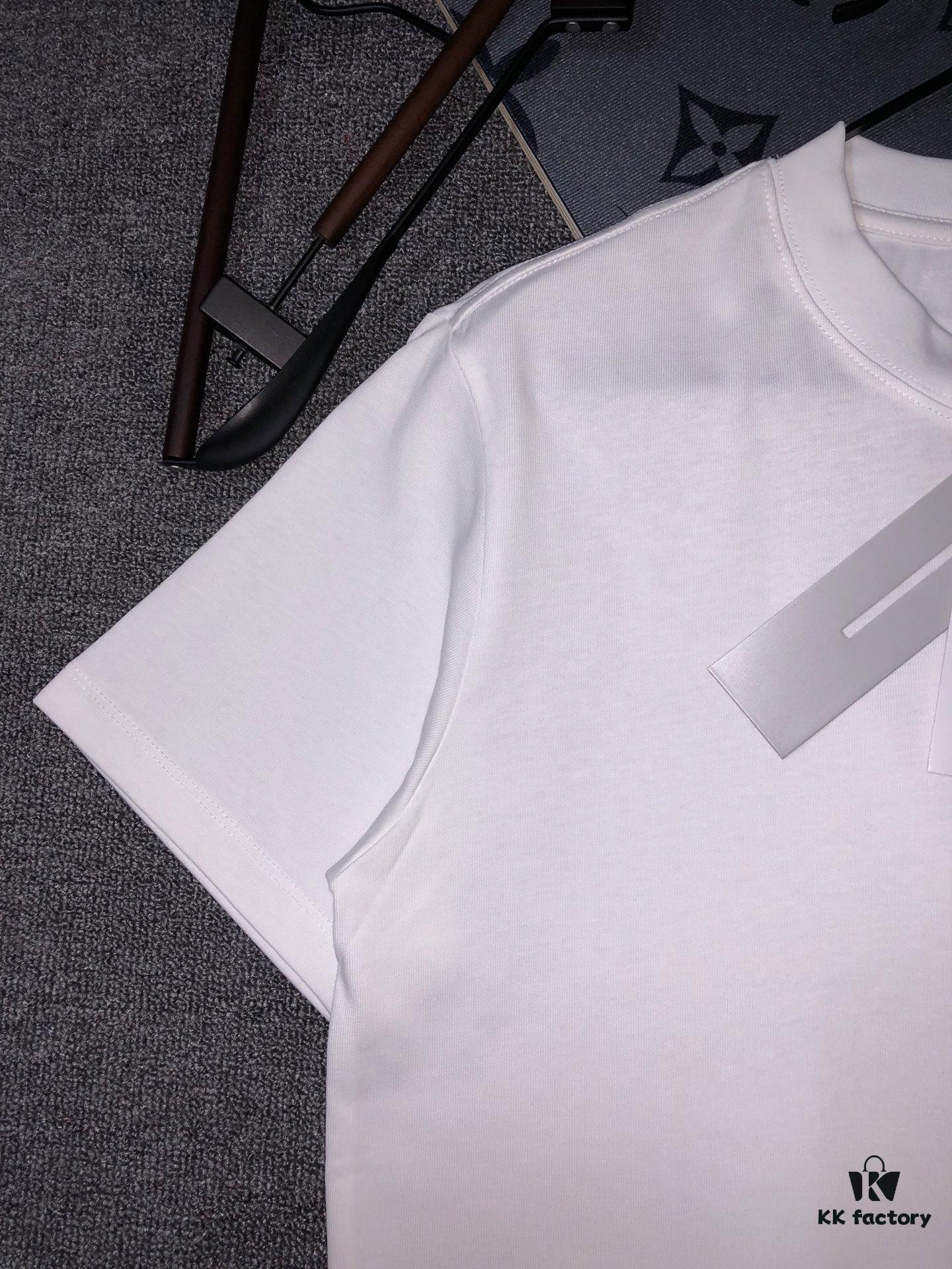 DIOR Short-Sleeve T-Shirt with Embroidery