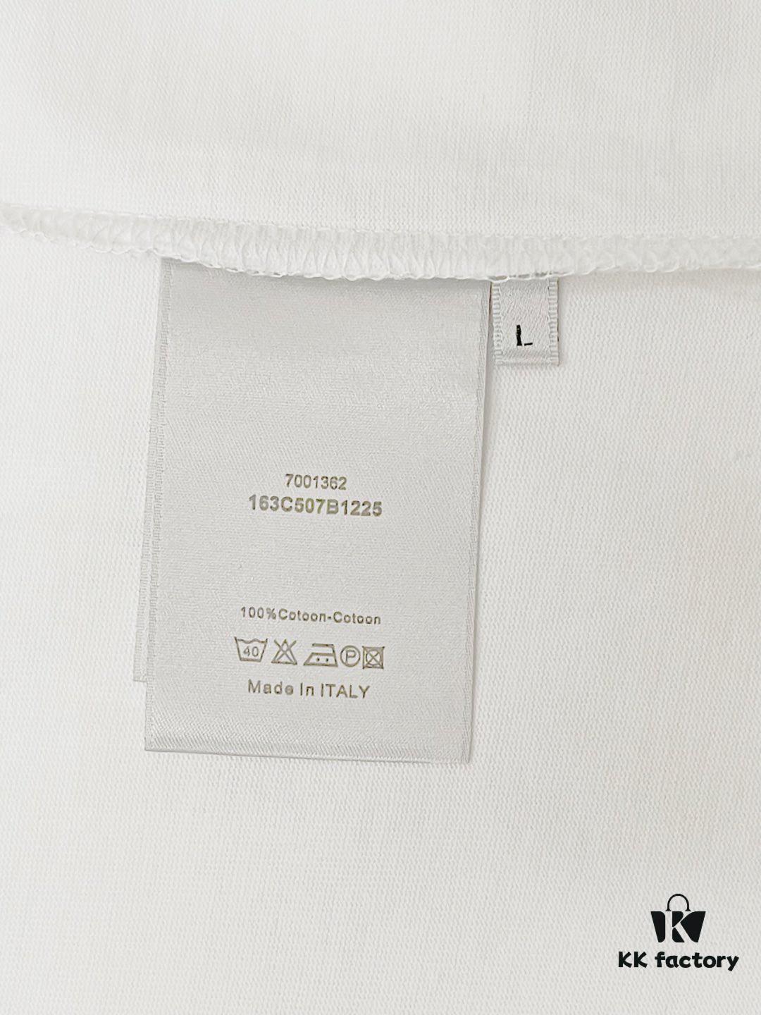 DIOR P70 Letter Print Short Sleeve T-Shirt Heavyweight 320g Garment-Dyed Fabric Comfortable Feel Unisex Stylish and Versatile Essential Wear