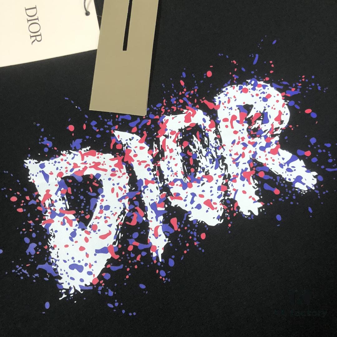DIOR Summer 2025 New Arrival Round Neck Short-Sleeve T-Shirt, 270g Heavyweight Premium Cotton Fabric, Exceptional Texture and Comfort, Slim Fit Tailoring, Exquisite Stitching, Highly Breathable, Stylish and Versatile for All Ages