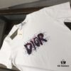 DIOR Dior 25SS Summer New Arrival Round Neck Short-Sleeve T-Shirt! 270g High-End Pure Cotton Fabric with Perfect Texture and Hand Feel! Slim Fit Tailoring Design, Clean and Sharp! Exquisite Stitching and Craftsmanship! Excellent Silhouette! Highly Breathable! Suitable for All Ages! A Must-Have Wardrobe Essential for Men.