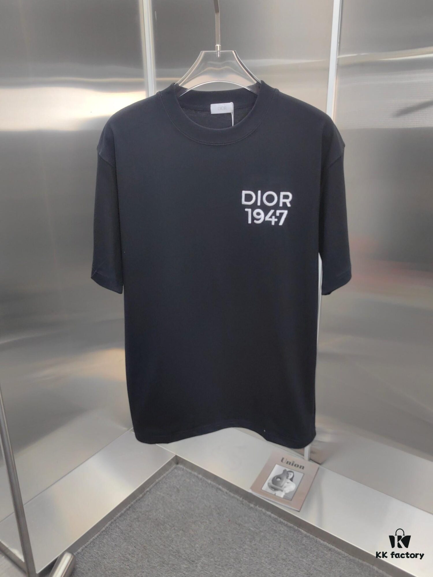 Dior D'Or (Embroidered Premium Version, Different from Standard Stock) Short Sleeve T-Shirt