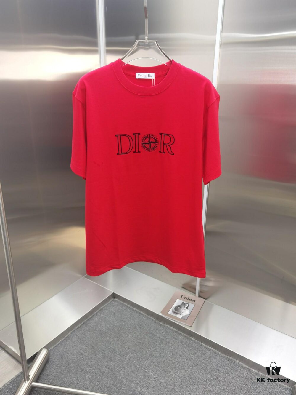 Dior D'OR (Top-tier Embroidered Version, Different from Standard Stock) Short Sleeve T-Shirt