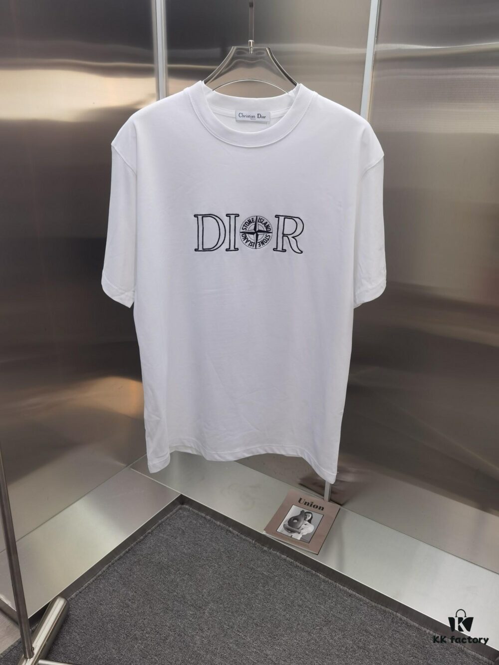 Dior D'Or (Top-tier Embroidered Version, Different from Standard Stock) Short Sleeve T-Shirt