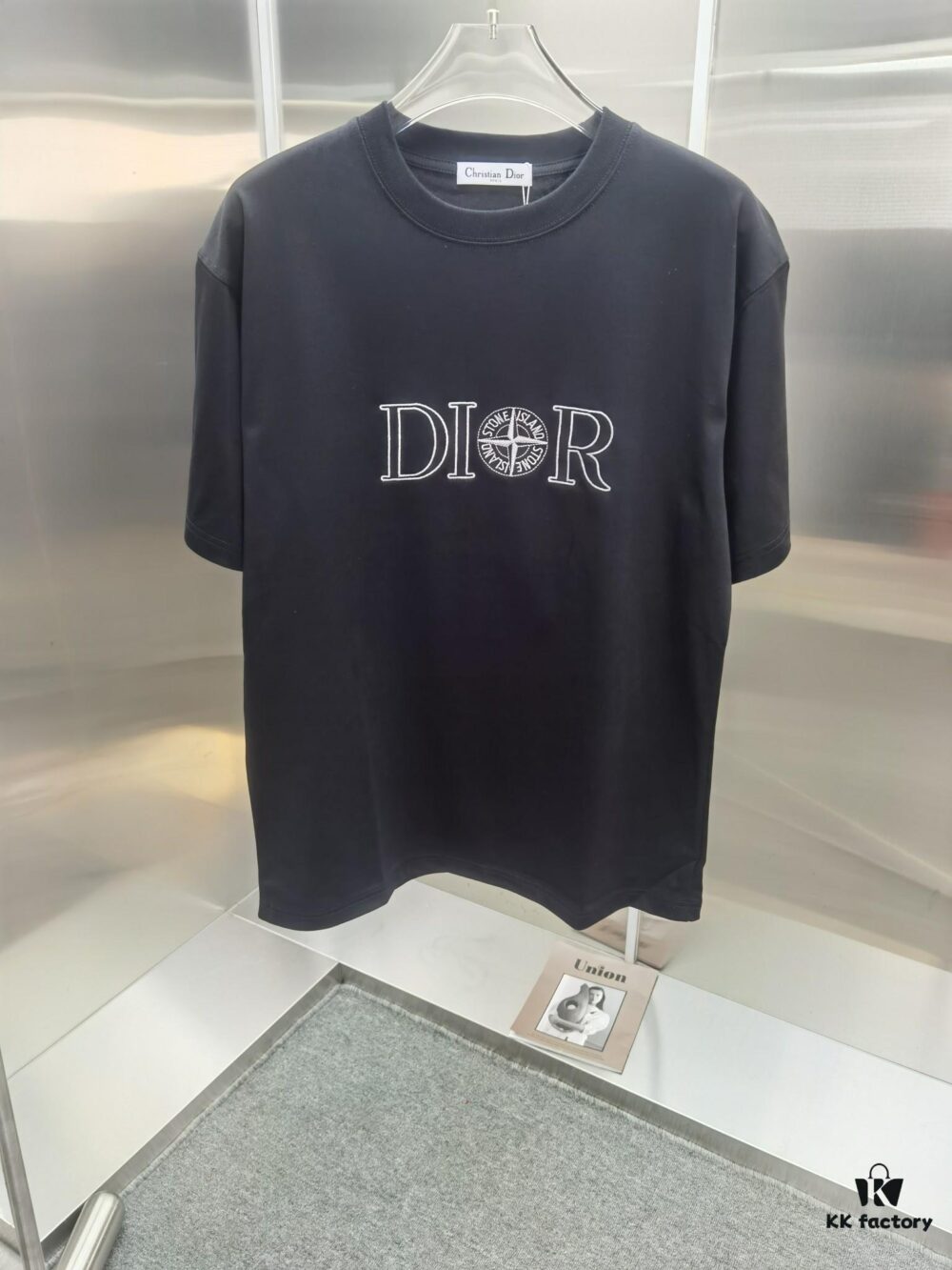 Dior D'Or (Embroidered Top-tier Version, Different from Regular Stock) Short Sleeve T-Shirt