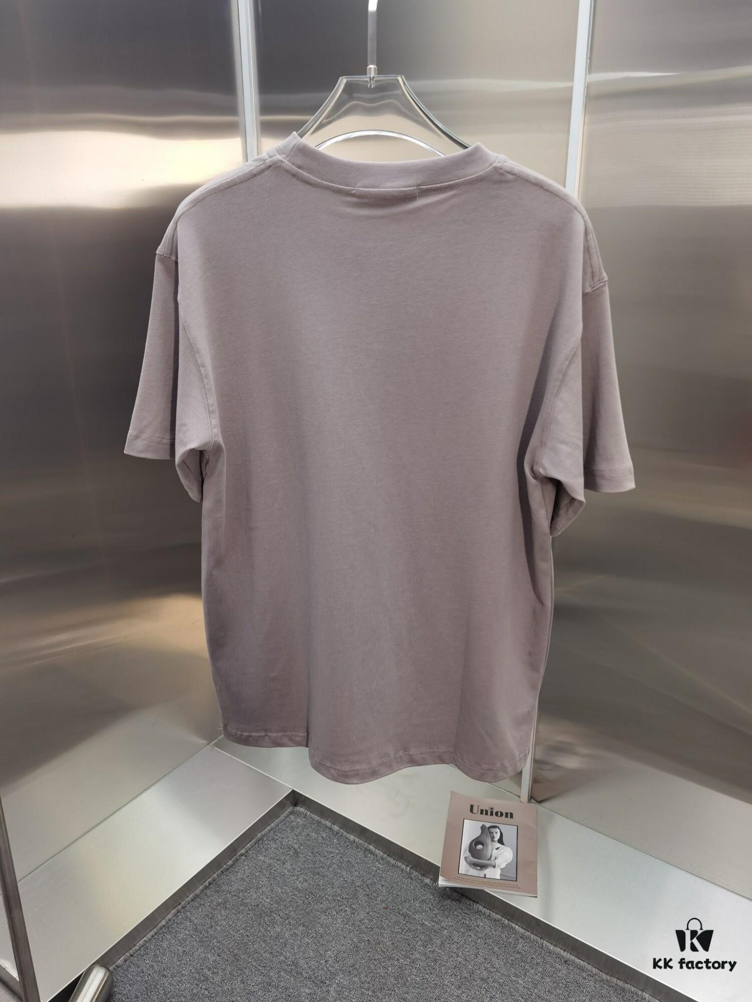 Dior D'Or (Embroidered Premium Version, Distinct from Standard Stock) Short Sleeve T-Shirt 300g Double Yarn 100% Cotton Unisex Design in Black, White, Grey, and Angora Red