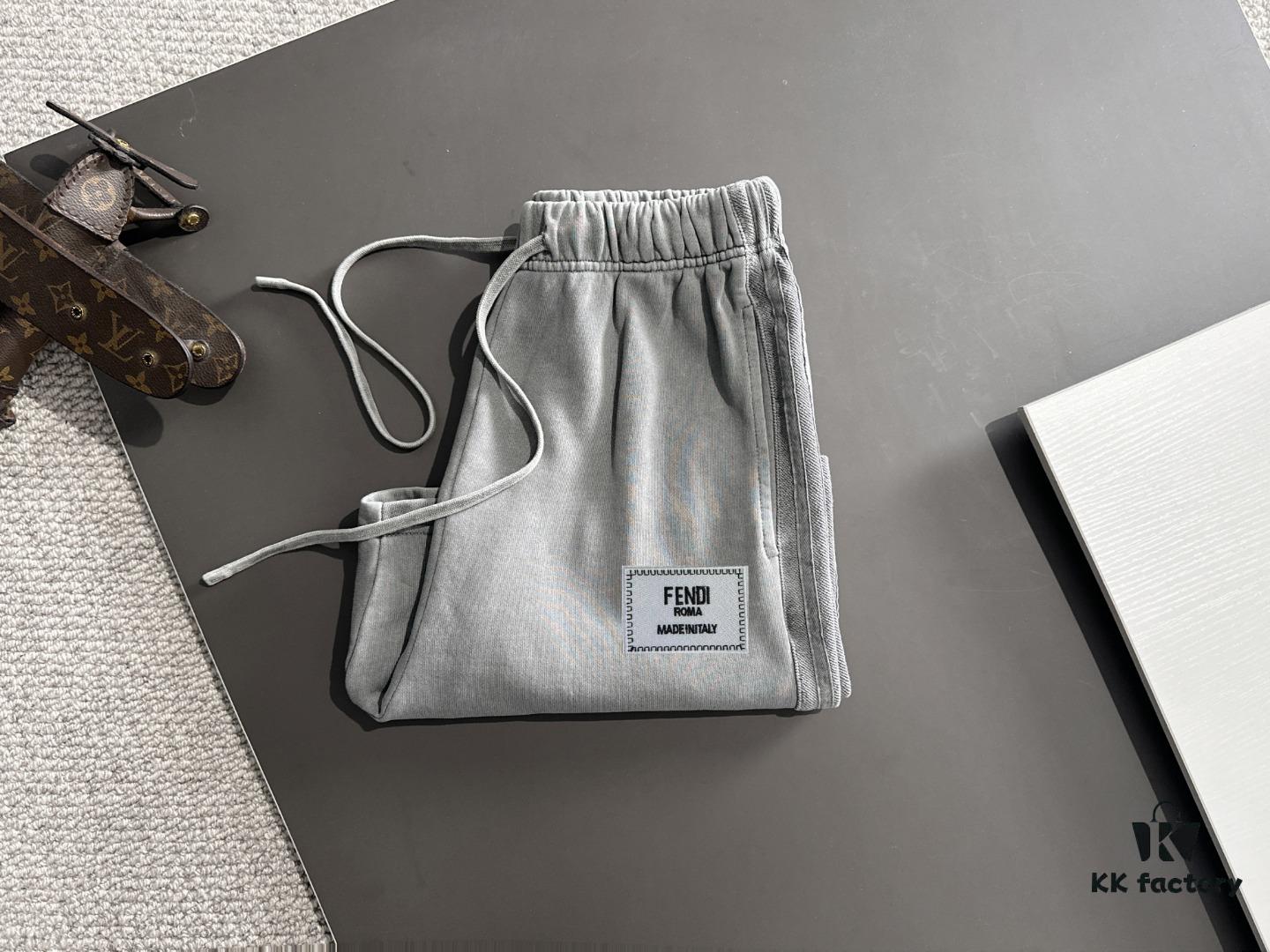 Dior 2025 Spring/Summer New Arrival High-End Elastic Waist Casual Solid Loose Shorts