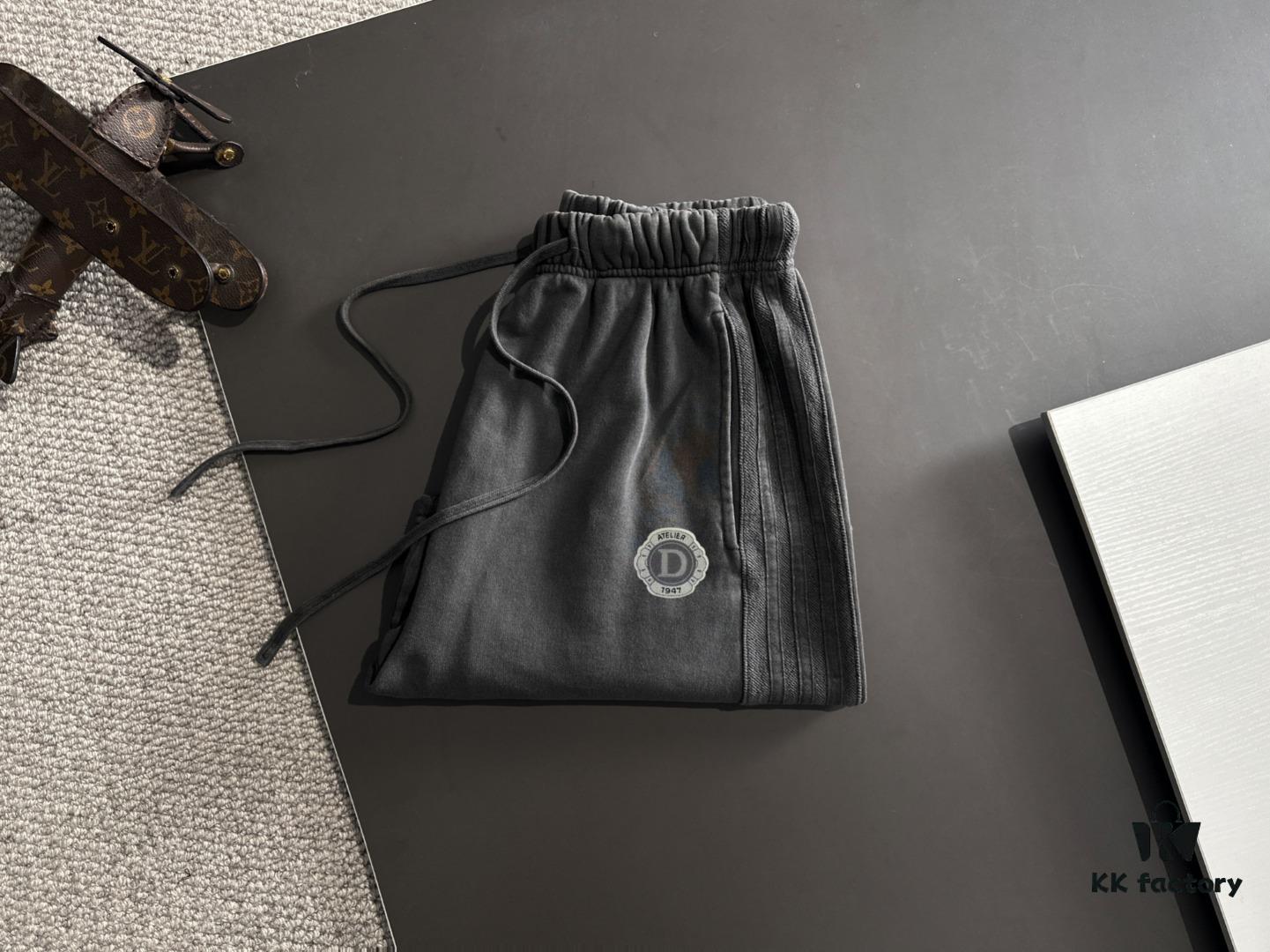 Dior 2025 Spring/Summer New Arrival High-End Elastic Waist Casual Solid Loose Shorts