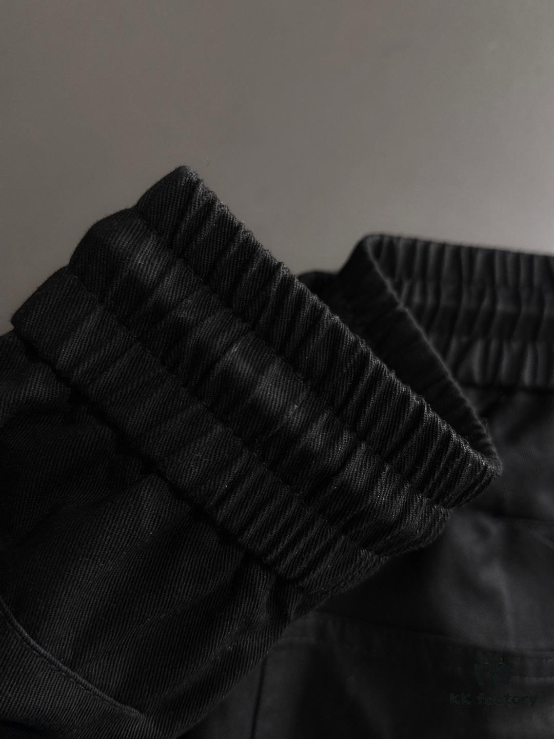 Dior 2025 Spring/Summer New Arrival Elastic Waist Casual Pants, Lightweight Custom Counter Fabric, Highly Breathable and Comfortable, Exquisite Details, Brand-Inspired Design Concept Reflecting High Quality, Soft and Smooth Touch