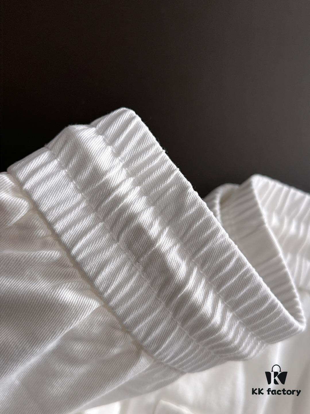 Dior 2025 Spring/Summer New Elastic Waist Casual Pants, Lightweight Custom Counter Fabric, Breathable and Comfortable, Exquisite Details, Brand Design Concept, High Quality, Soft and Smooth Touch