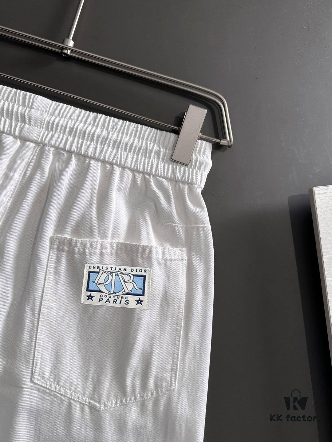 Dior 2025 Spring/Summer New Elastic Waist Casual Pants, Lightweight Custom Counter Fabric, Breathable and Comfortable, Exquisite Details, Brand Design Concept, High Quality, Soft and Smooth Touch