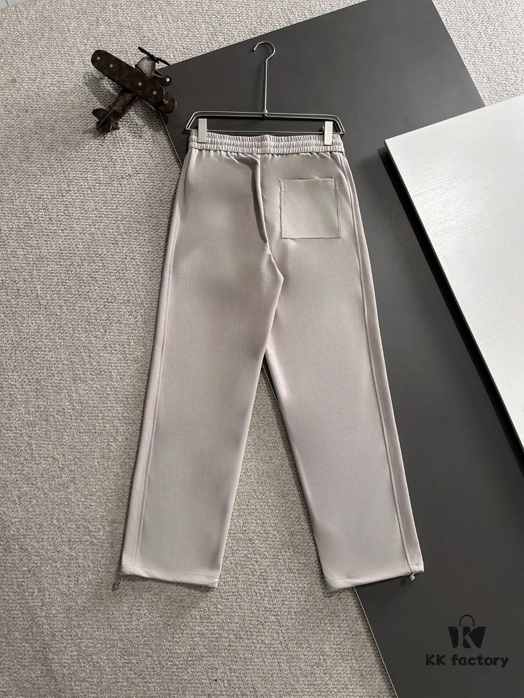 Dior 2025 Spring/Summer New Elastic Waist Casual Pants, Lightweight Custom Counter Fabric, Highly Breathable and Comfortable, Exquisite Details, Brand Design Concept Reflecting High Quality, Soft and Delicate Touch