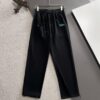 Dior 2025 Spring/Summer New Arrival Elastic Waist Casual Pants, Lightweight Premium Counter Custom Fabric, Highly Breathable and Comfortable, Exquisitely Designed with Brand Identity, Superior Quality, Soft and Smooth Touch, Stylish Relaxed Cut with Excellent Fit