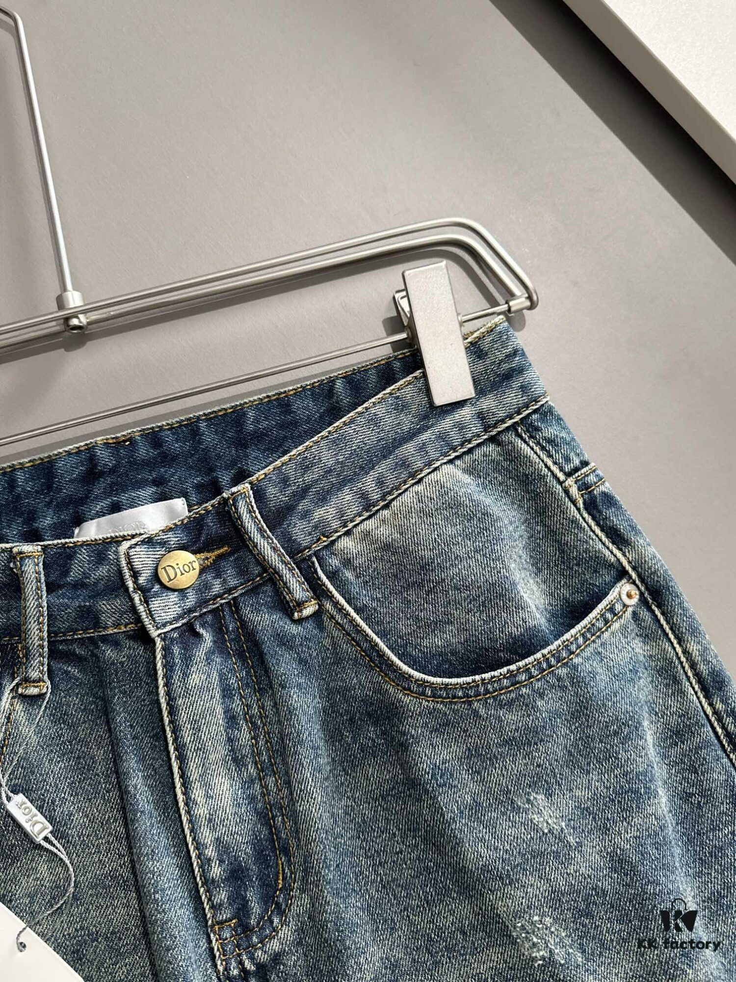 Dior 2025 All-Season Relaxed Straight-Leg Jeans – The Epitome of Trendy Fashion